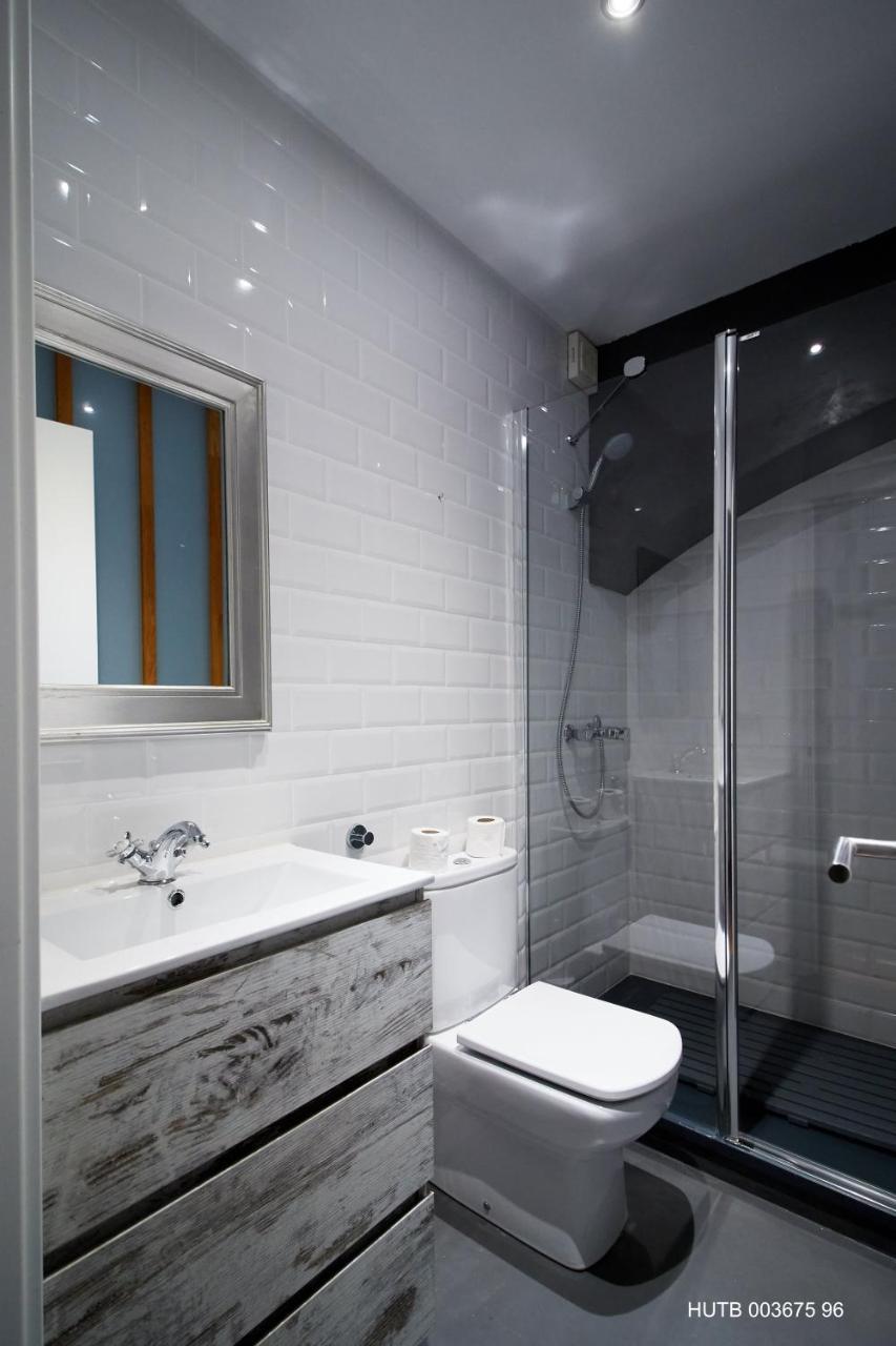 Alcam Alio Cine Apartment Barcelona Exterior photo