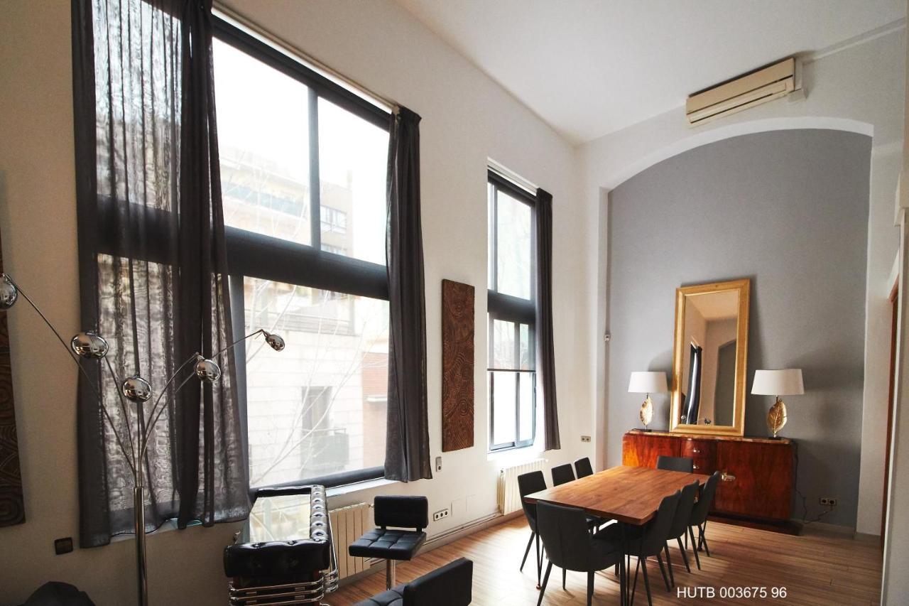Alcam Alio Cine Apartment Barcelona Exterior photo